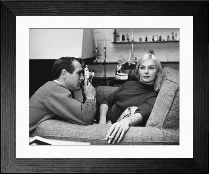 Framed Print : Paul Newman & Joanne Woodward, c. 1961
