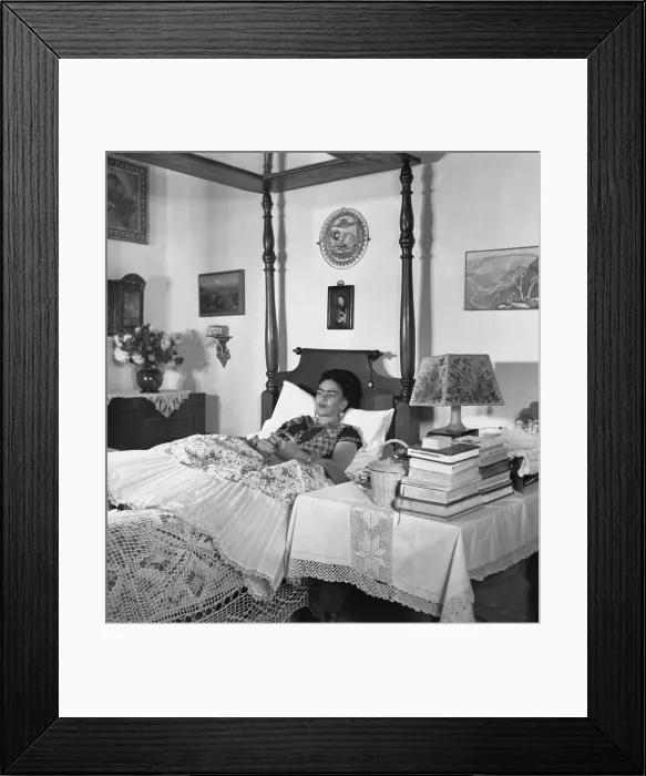 Framed Print : Frida Kahlo Framed Print : Frida Kahlo