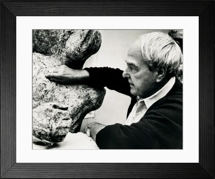 Framed Print : Henry Moore, 1970 Framed Print : Henry Moore, 1970