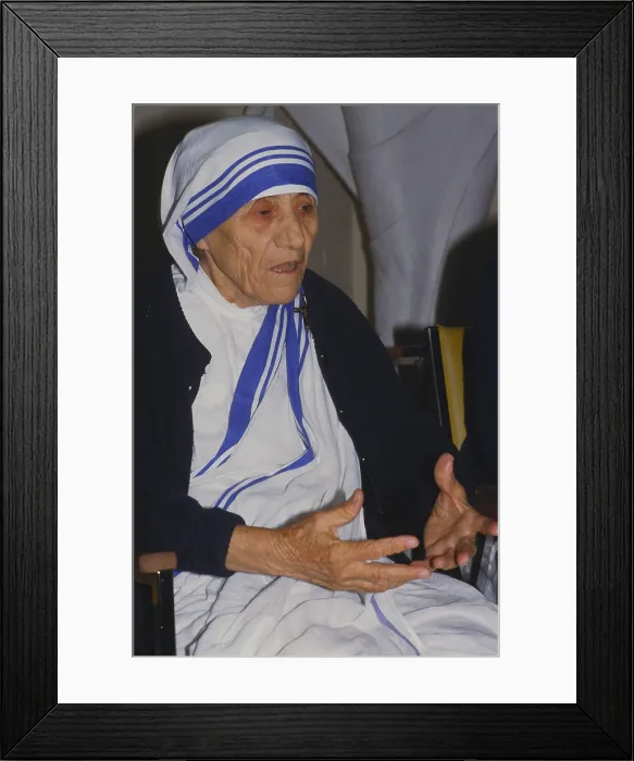 Framed Print : Mother Teresa Framed Print : Mother Teresa