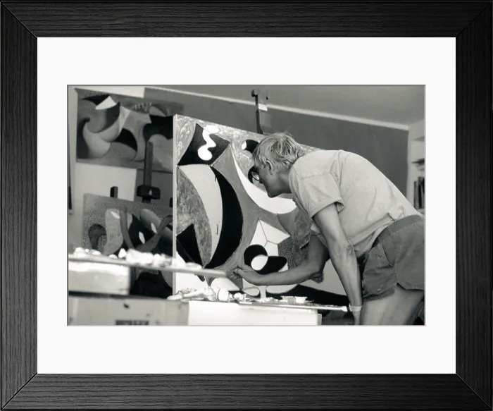 Framed Print : David Hockney in his Studio, 1992 Framed Print : David Hockney in his Studio, 1992