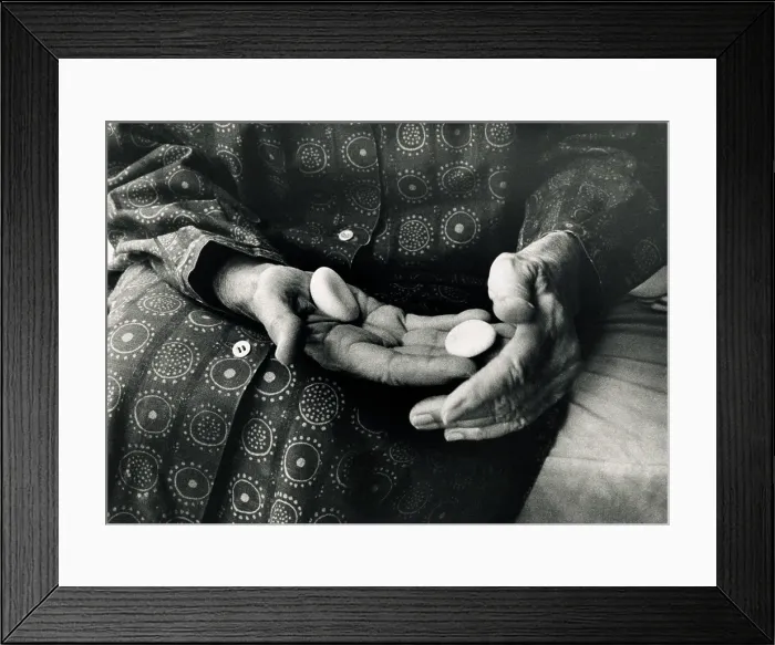 Framed Print : Georgia O'Keeffe's Hands, 1971 Framed Print : Georgia O'Keeffe's Hands, 1971