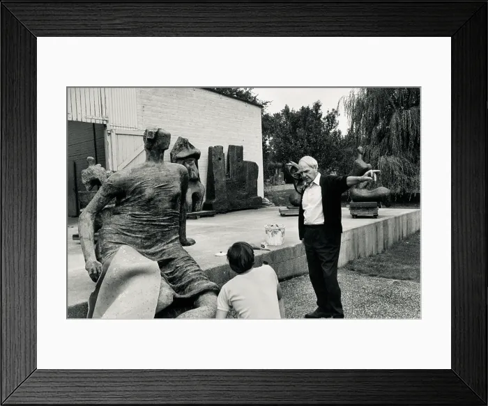 Framed Print : Henry Moore Framed Print : Henry Moore