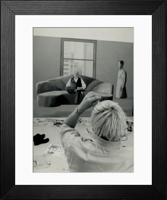 Framed Print : David Hockney in his Studio, 1969 Framed Print : David Hockney in his Studio, 1969
