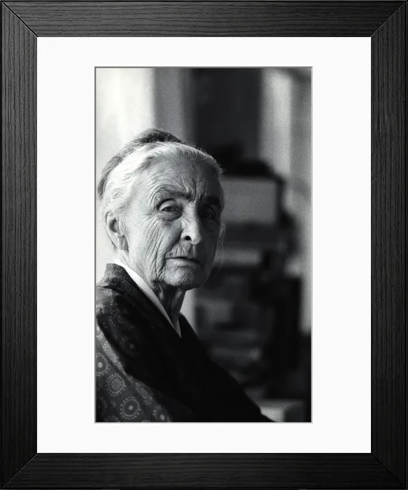 Framed Print : Georgia O'Keeffe at Ghost Ranch, 1971 Framed Print : Georgia O'Keeffe at Ghost Ranch, 1971