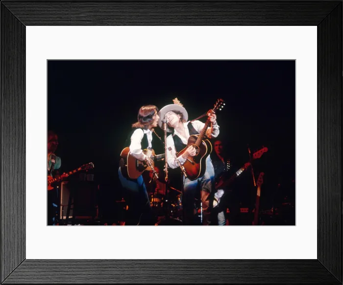 Framed Print : Singer Bob Dylan and Folk singer Joan Baez Framed Print : Singer Bob Dylan and Folk singer Joan Baez