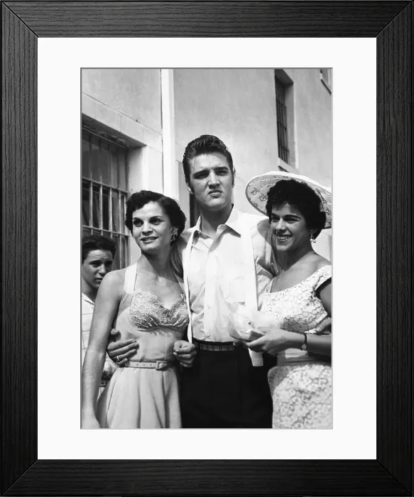 Framed Print : Elvis Presley Framed Print : Elvis Presley
