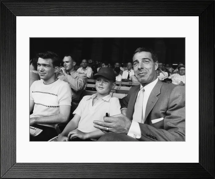 Framed Print : Joe DiMaggio Framed Print : Joe DiMaggio