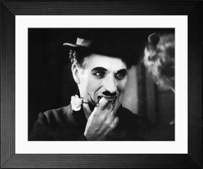 Framed Print : Charlie Chaplin Framed Print : Charlie Chaplin