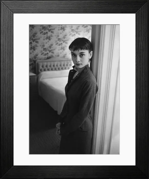 Framed Print : Audrey Hepburn, British Actress Framed Print : Audrey Hepburn, British Actress