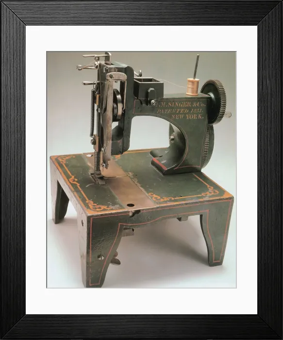 Framed Print : Singer Sewing Machine