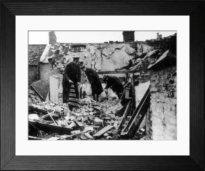 Framed Print : WWI, Zeppelin Damage in Yarmouth, 1915 Framed Print : WWI, Zeppelin Damage in Yarmouth, 1915