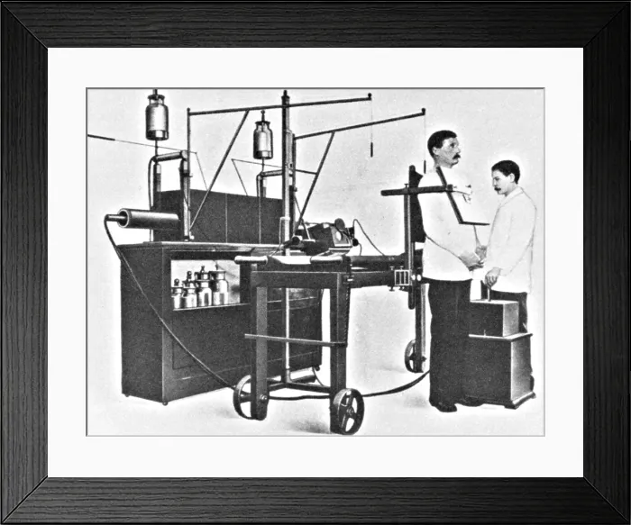 Framed Print : Early 20th Century X-Ray Machine Framed Print : Early 20th Century X-Ray Machine