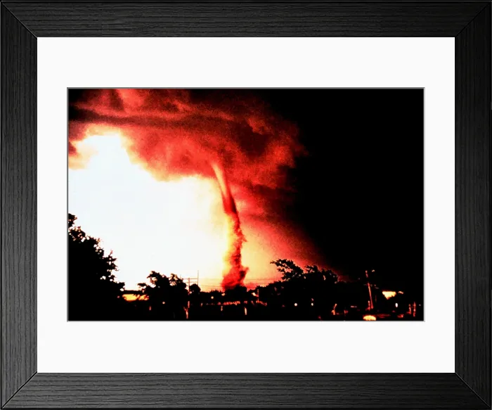 Framed Print : Tornado Sequence, 3 of 4