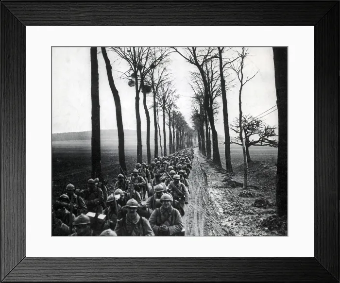 Framed Print : WWI, French Infantrymen, Battle of Somme, 1916 Framed Print : WWI, French Infantrymen, Battle of Somme, 1916