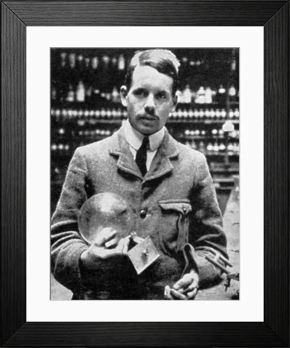 Framed Print : Henry Moseley, English Physicist Framed Print : Henry Moseley, English Physicist