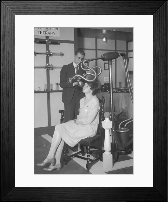 Framed Print : The Metalix Tube For Therapy, 1928