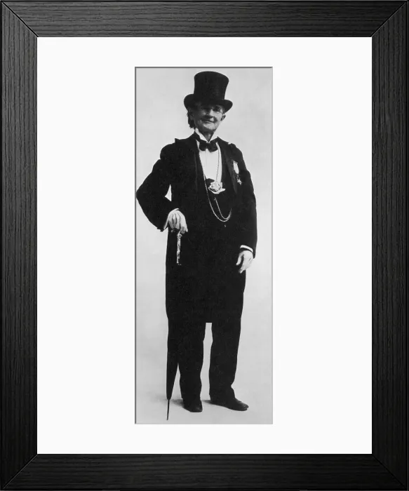 Framed Print : Mary Walker, American Suffragette and Physician Framed Print : Mary Walker, American Suffragette and Physician