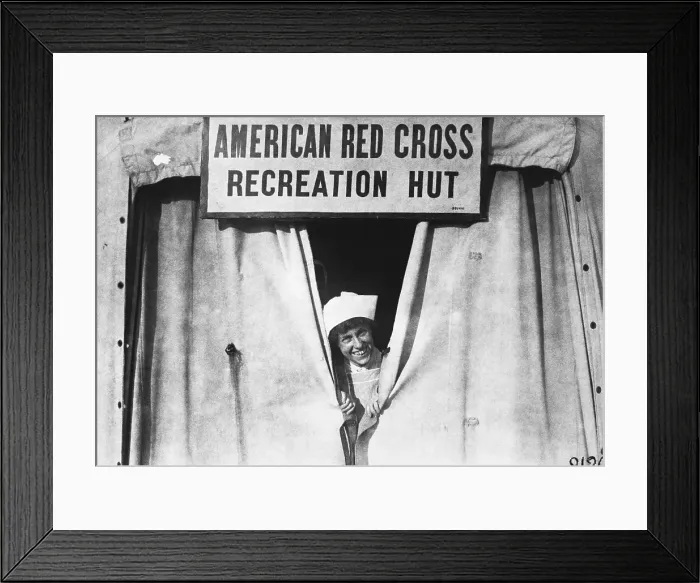 Framed Print : Red Cross Nurse, 1918