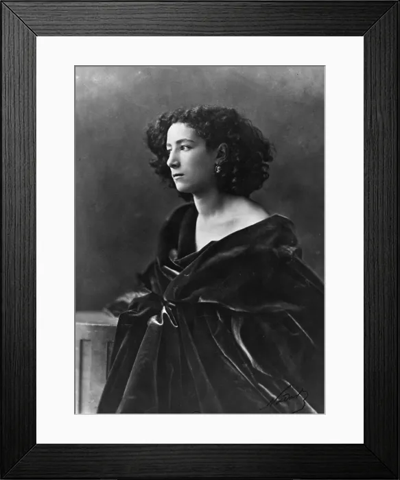 Framed Print : Sarah Bernhardt, French Actress Framed Print : Sarah Bernhardt, French Actress