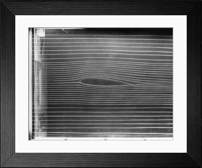Framed Print : Air Flow. A pattern of air flow demonstrating the Bernoulli principle Framed Print : Air Flow. A pattern of air flow demonstrating the Bernoulli principle