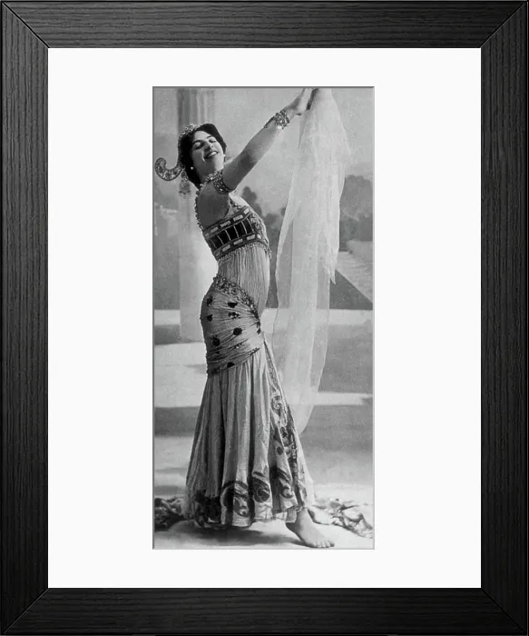 Framed Print : Mata Hari, Dutch Exotic Dancer and Courtesan Framed Print : Mata Hari, Dutch Exotic Dancer and Courtesan