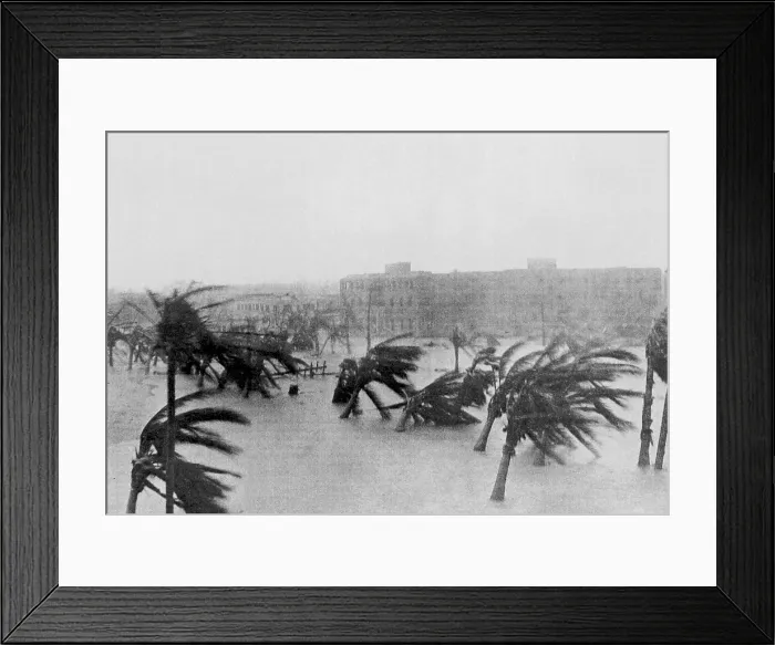 Framed Print : Storms, hurricanes Framed Print : Storms, hurricanes