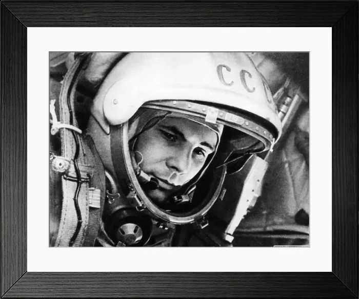 Framed Print : Yuri Gagarin, Soviet Cosmonaut