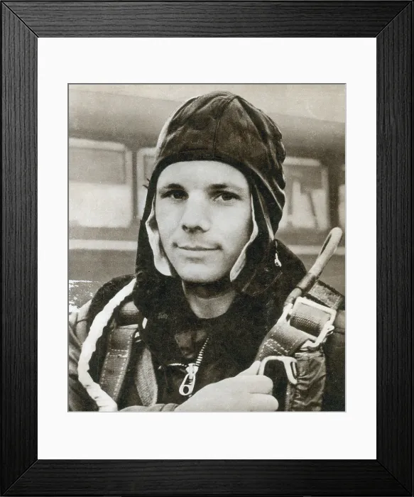 Framed Print : Yuri Gagarin, Soviet Cosmonaut