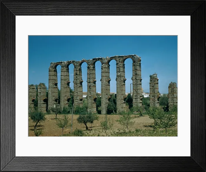 Framed Print : Acueducto de los Milagros