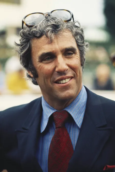 Framed Print : Burt Bacharach, Pianist and composer, 1972 Framed Print : Burt Bacharach, Pianist and composer, 1972