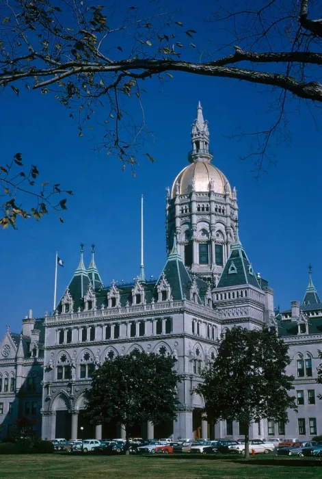 Framed Print : Connecticut State Capitol Building