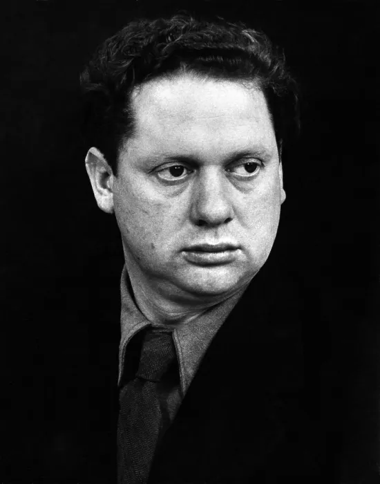 Framed Print : Dylan Thomas, 1952 Framed Print : Dylan Thomas, 1952
