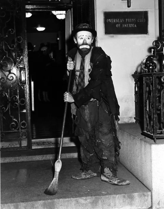 Framed Print : Emmett Kelly, 1950s