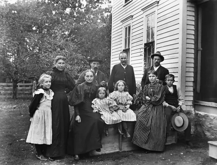 Framed Print : Family Portrait, 1900 Framed Print : Family Portrait, 1900