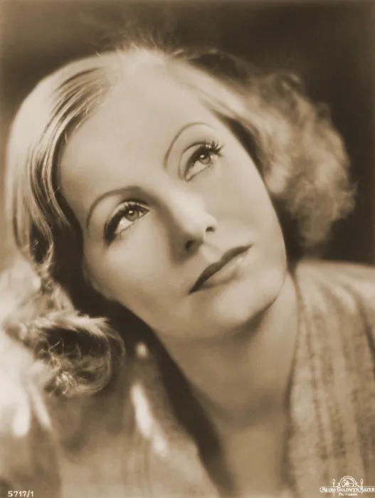 Framed Print : Greta Garbo, Hollywood Movie Star Framed Print : Greta Garbo, Hollywood Movie Star