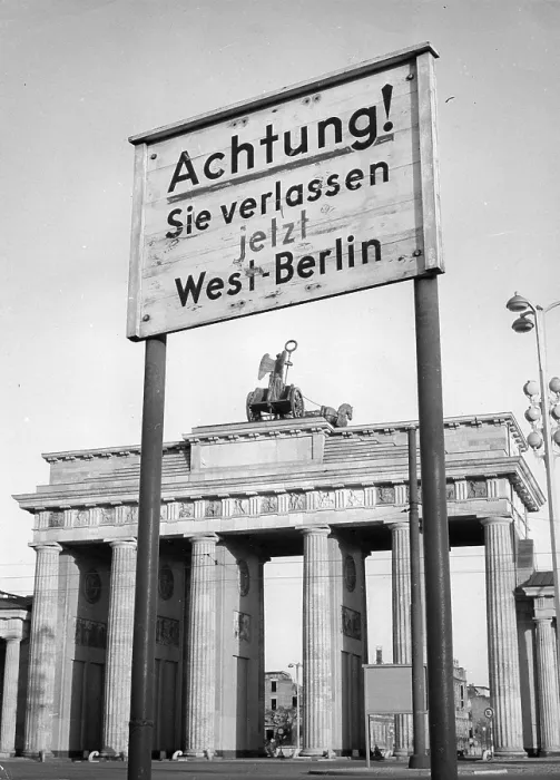 Framed Print : Leaving West Berlin Sign, Brandenburg Gate Framed Print : Leaving West Berlin Sign, Brandenburg Gate
