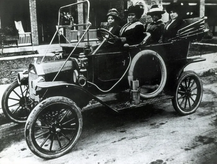 Framed Print : Madam C.J. Walker, American Entrepreneur Framed Print : Madam C.J. Walker, American Entrepreneur