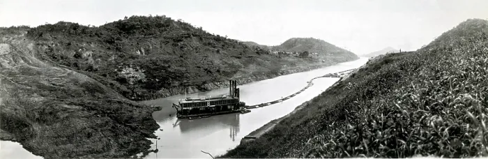 Framed Print : Panama Canal Construction, 1910 Framed Print : Panama Canal Construction, 1910