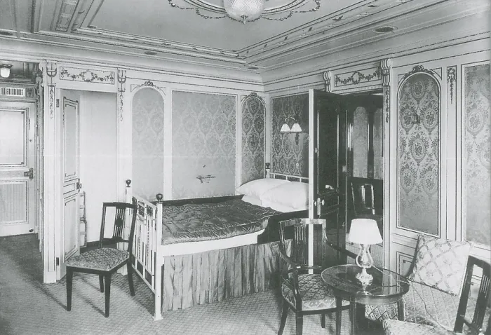 Framed Print : Parlour Suite of Titanic Ship