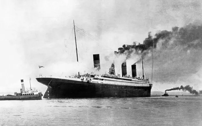 Framed Print : RMS Titanic, 1912 Framed Print : RMS Titanic, 1912