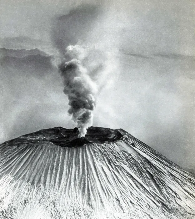 Framed Print : Vesuvius Eruption Framed Print : Vesuvius Eruption