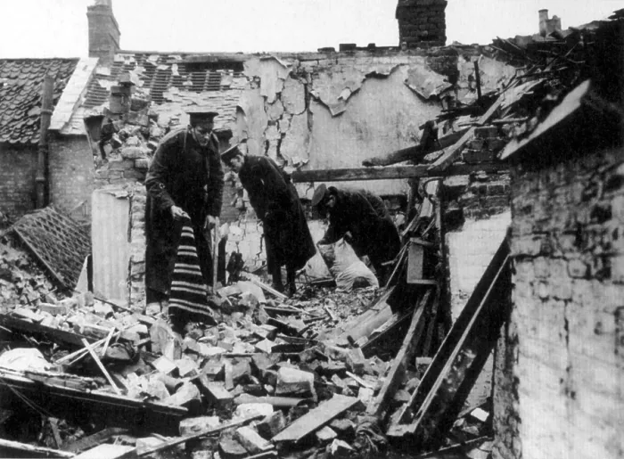Framed Print : WWI, Zeppelin Damage in Yarmouth, 1915 Framed Print : WWI, Zeppelin Damage in Yarmouth, 1915