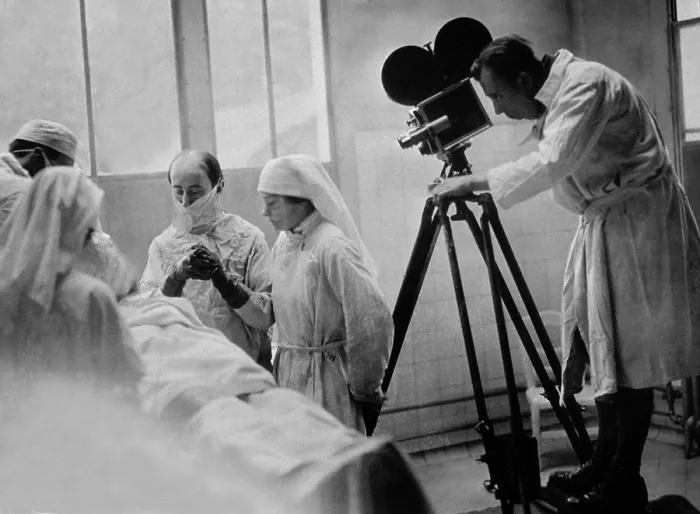Framed Print : WWII, Filming Reconstructive Surgery Framed Print : WWII, Filming Reconstructive Surgery