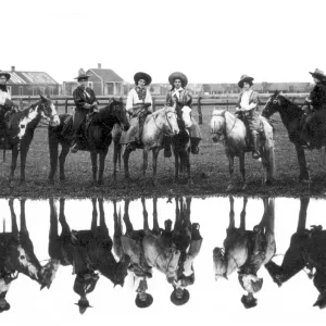 Miller Brothers 101 Ranch Cowgirls, 1900s Miller Brothers 101 Ranch Cowgirls, 1900s