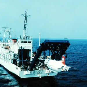 Research Vessel Natsushima Research Vessel Natsushima