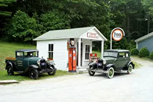Transportation Prints: Antique Cars