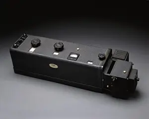 Instrument Prints: Beckman DU Spectrophotometer, Circa 1950