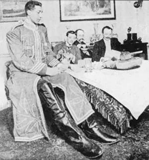 Feodor Machnov, The Russian Giant