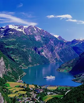 : Glacier Valley, Mountains, Geirangerfjord, Norway